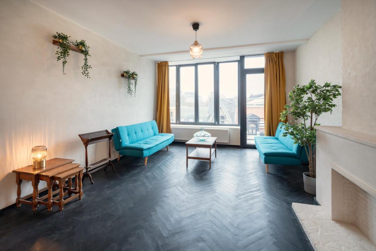 Charming And Spacious Center Appartement
