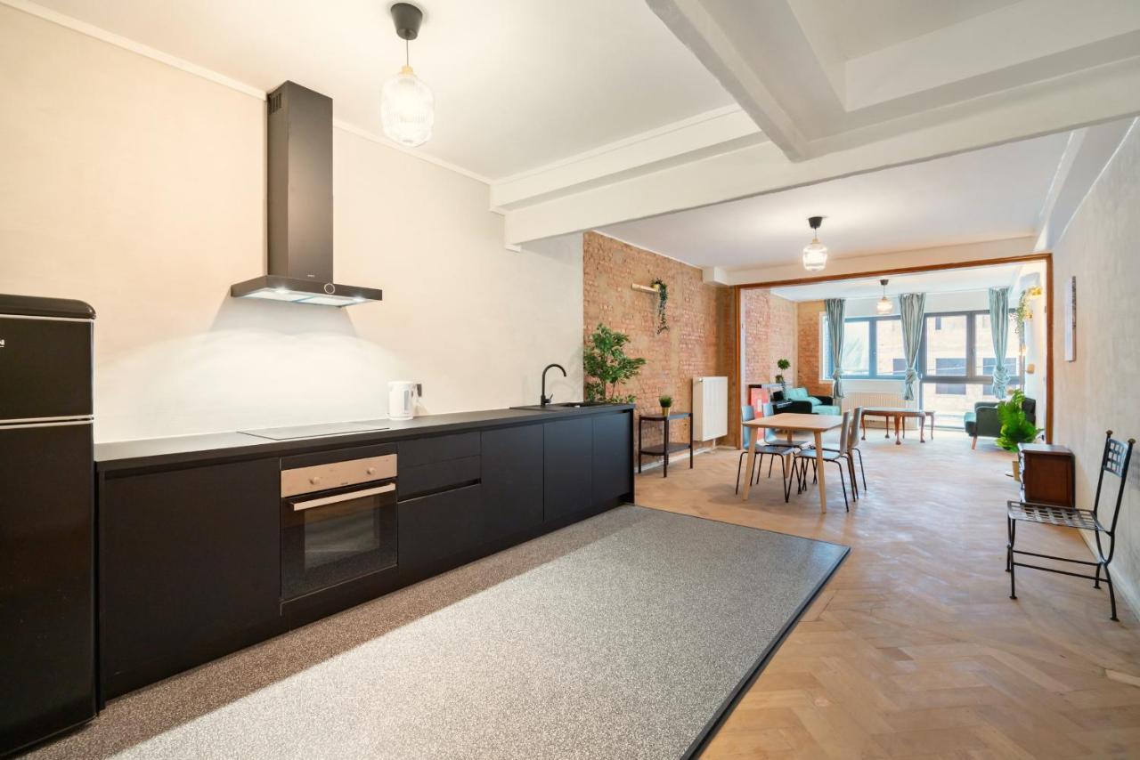 Appartement Charming And Spacious Center *