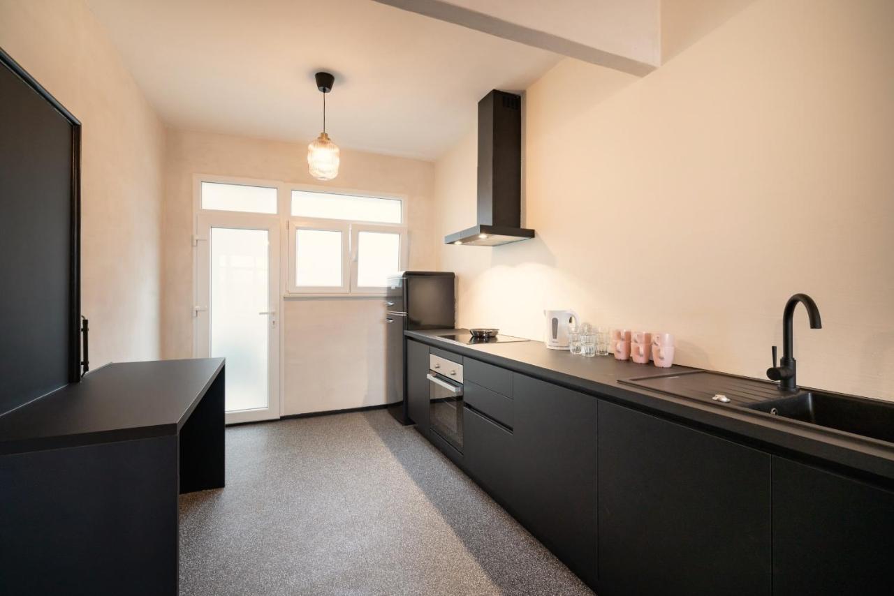Charming And Spacious Center Appartement